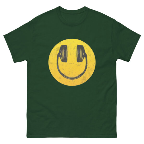 Where the Music Makes You Smile : Tune in,Chill Out tee - Image 6