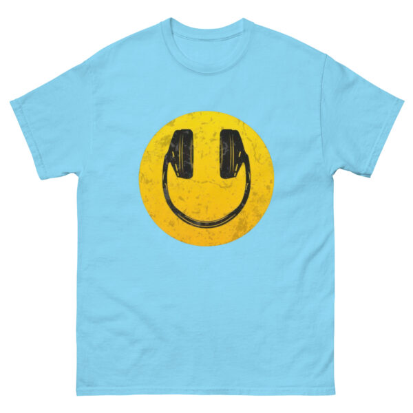 Where the Music Makes You Smile : Tune in,Chill Out tee - Image 13