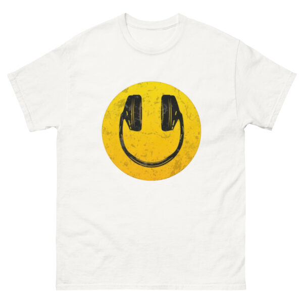 Where the Music Makes You Smile : Tune in,Chill Out tee - Image 16